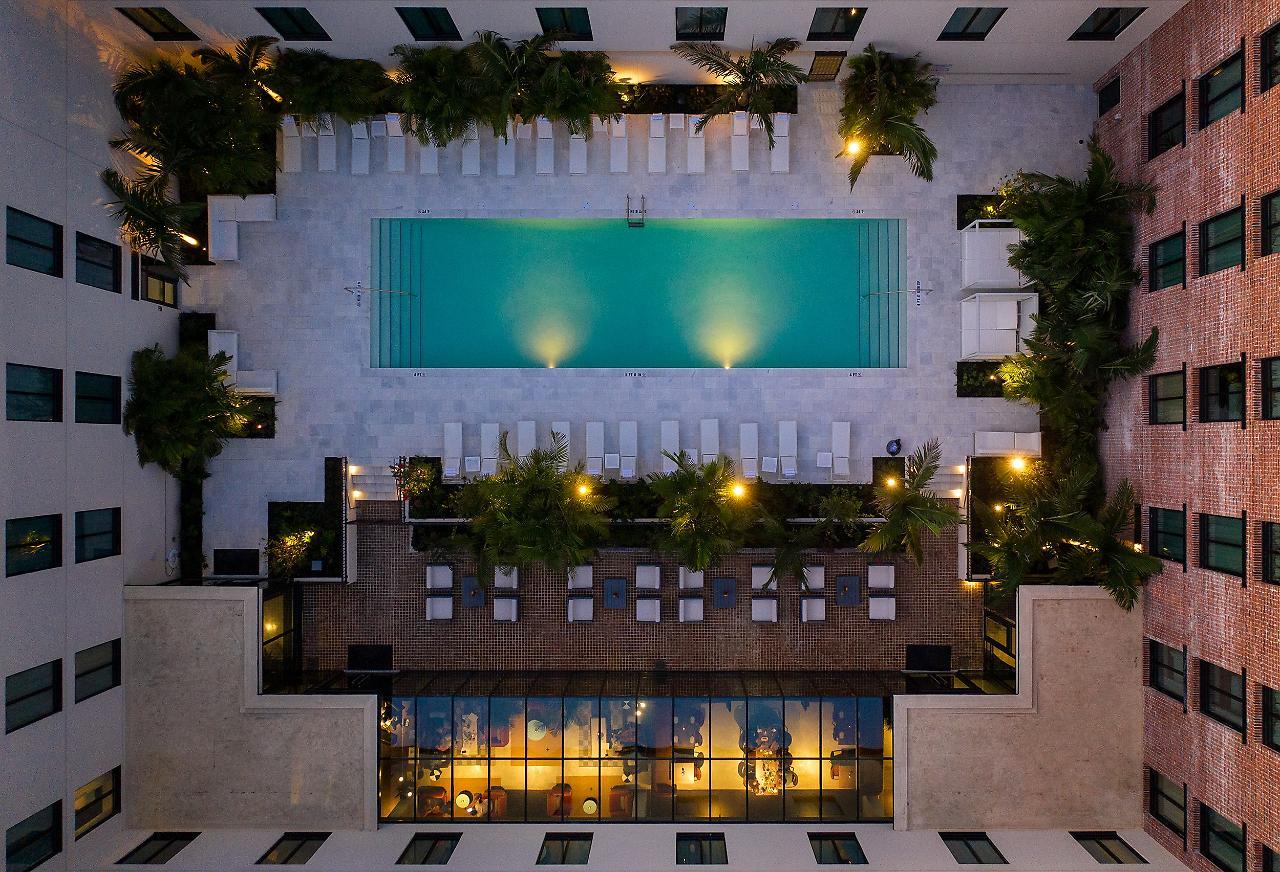 Hotel Haya タンパ エクステリア 写真